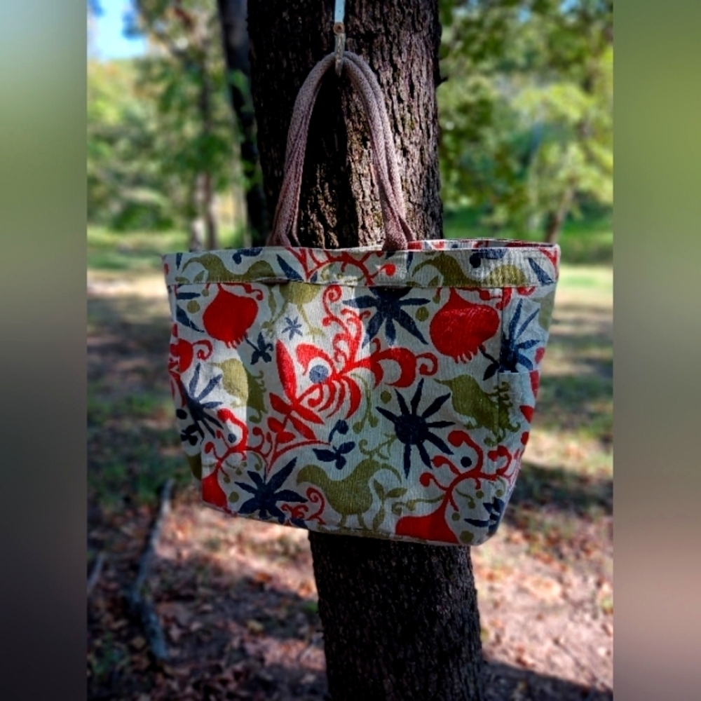Rock Flower Paper Tote
